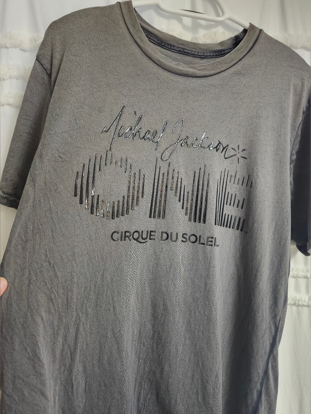 Michael Jackson ONE Cirque du Soleil Men’s Gray Graphic T-Shirt